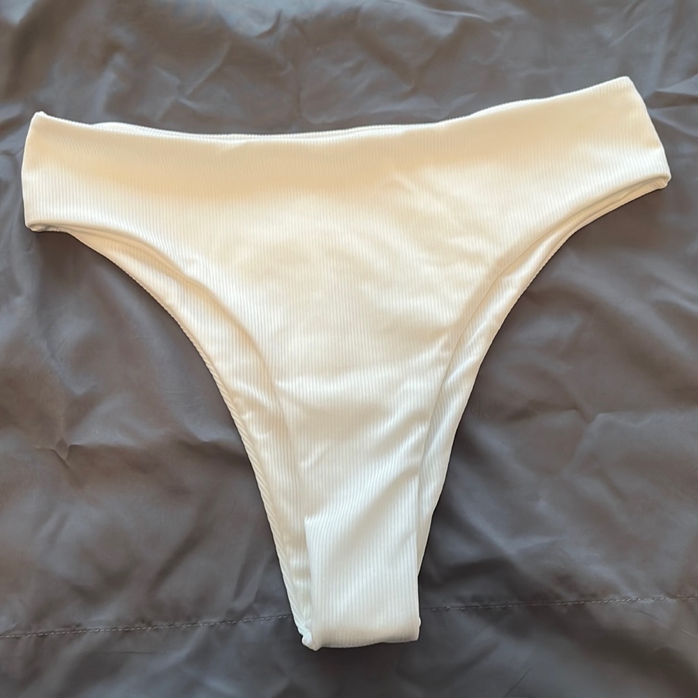Shein High Rise, cheeky Swim Bottoms Size Large